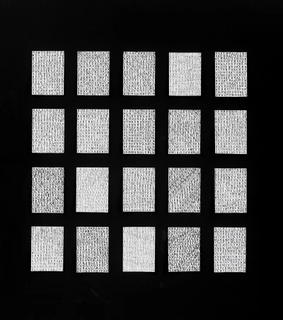 Neslihan Yavuz, ABGESTEMPELT, 
Serie von 20, Stempel auf Papier, 
23×15 cm, 2022, Foto: Simon Vogel