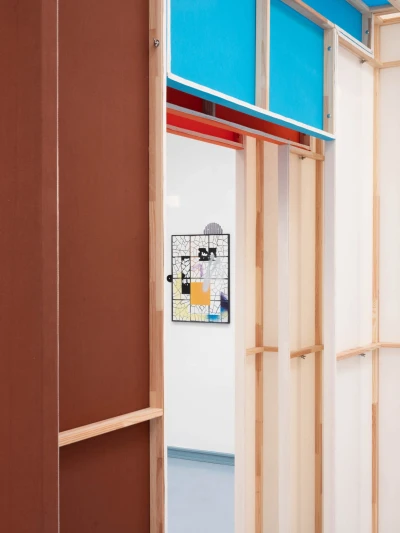 Eva Berendes, 
aus der Serie Loggia Paintings, 
Stahl, Lack, Holz, Keramikfliesen, 
Fugenmasse, Ölfarbe, bedrucktes Papier,
57×50, 2019, Foto: Heinrich Holtgreve