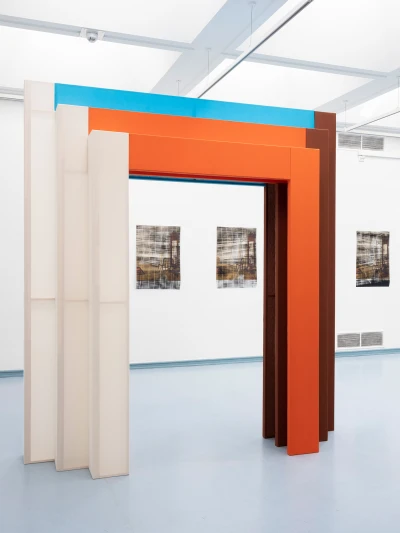 Installationsansicht: 
Window Shopping, 2021,
Foto: Heinrich Holtgreve